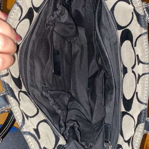 Coach diaper bag - Picture 4 of 9